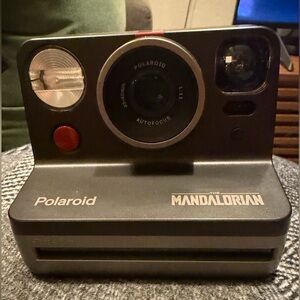 Polaroid Gray Instant Camera StarWars The Mandalorian special edition.